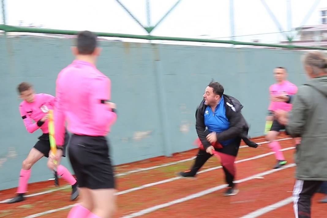 Genç hakemlere çirkin saldırı 5